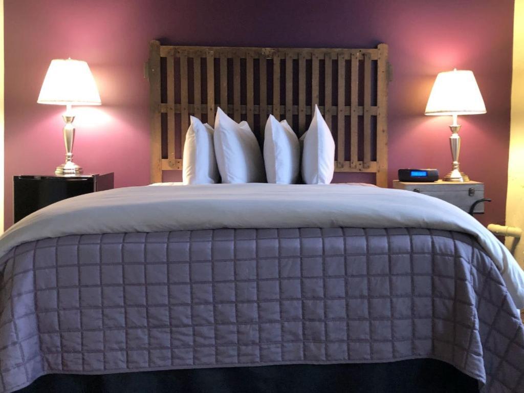 The Inn At Stone Mill Little Falls 객실 사진